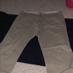 OLD NAVY KHAKI PANTS 42x32